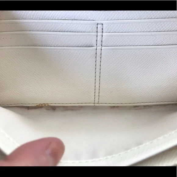 COACH ACCORDION WALLET - Picture 14 of 16